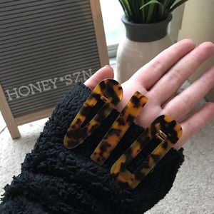 Tortoiseshell Hair Clips (3 pcs.)